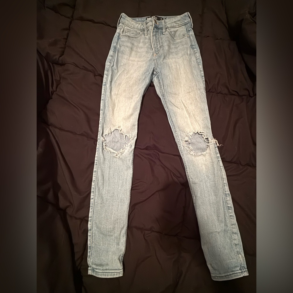 Hollister Curvy High Rise Super Skinny